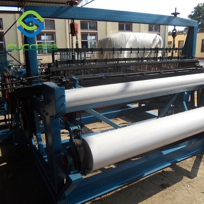 China 1-4m breed roestvrij staal gekrimpd gaasmachine gegalvaniseerd/PVC bedekt 650-1500KG laadvermogen leverancier