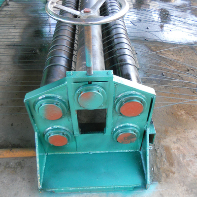 China Snelere 100m/min 6mm Diameter 1000kg Steel Wire Mesh Making Machine In Wit leverancier