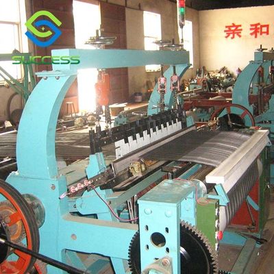 China Fabrieksproductie Shuttleless Machine met automatisch weefsel snij systeem leverancier